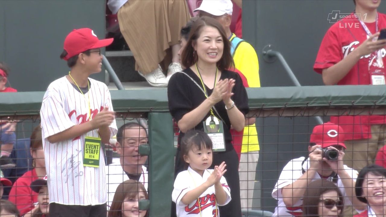広島カープ 永川さんの娘のノーバウンド始球式 広島カープブログ 広島カープ 永川さんの娘のノーバウンド始球式 広島カープブログ