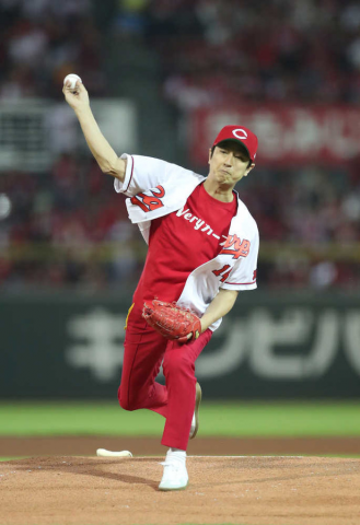 広島カープ カープ大好き芸能人二人もcsにまさかの参戦 広島カープブログ 広島カープ カープ大好き芸能人二人もcsにまさかの参戦 広島カープブログ