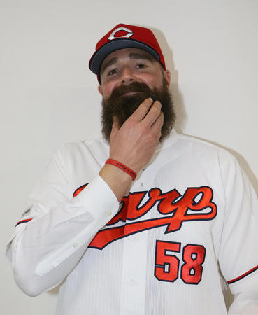 広島カープ 髭でお馴染みのあの助っ人が挑戦しているもの 広島東洋カープアンテナ