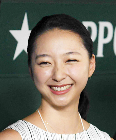 広島カープ 誠也の奥さんが広島に登場 広島カープブログ