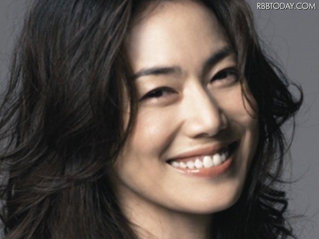 不倫略奪 今井美樹の 卑劣な嫌がらせ を布袋の前妻が暴露し ベッキーよりタチ悪い 芸能界 不倫 徒然と 道楽 不倫略奪 今井美樹の 卑劣な嫌がらせ を布袋の前妻が暴露し ベッキーよりタチ悪い 芸能界 不倫 徒然と 道楽