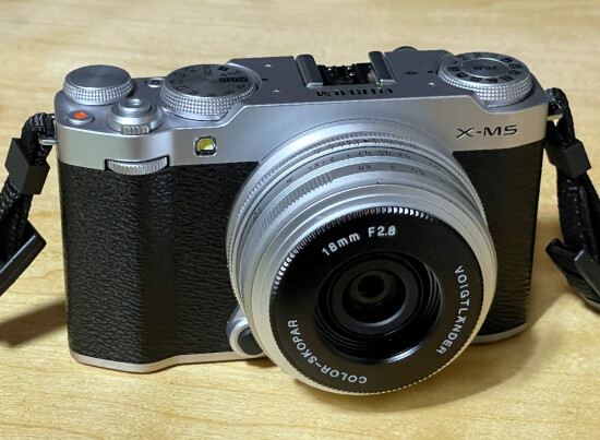 富士フルムへの2025年の期待：ハーフサイズカメラ、X-E5