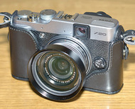 Fuji_X20