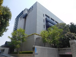 1200px-Utsunomiya_City_Assembly_Hall