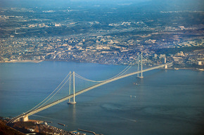 1200px-Akashi_Bridge