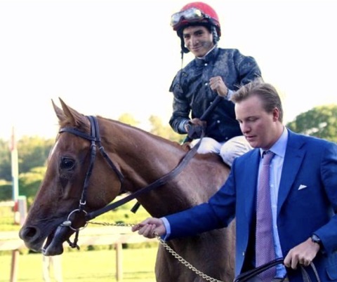 4AD4E031-3767-4085-953D-A51B892FA9EB