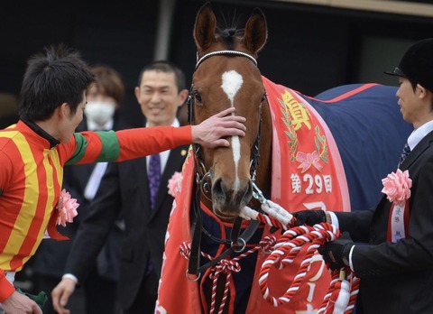 DD9CEB01-80FB-4A7E-BE6D-0AF24581DDAD