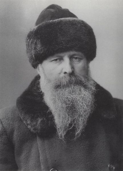 432px-Vasili_Vereshchagin