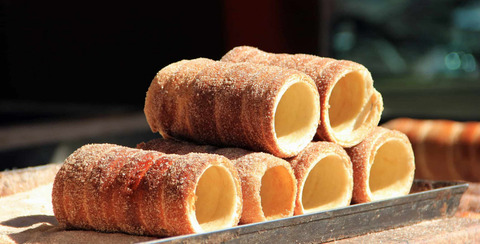 prague-s-trdelnik-makes-g-shomn