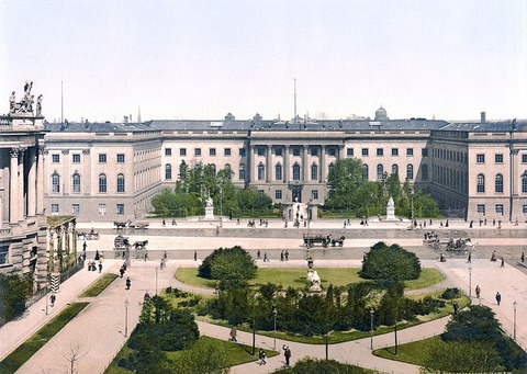 800px-Berlin_Universität_um_1900