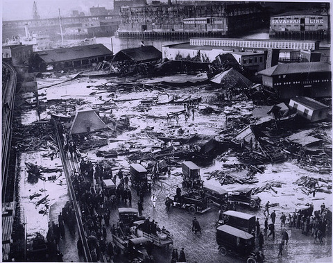 758px-BostonMolassesDisaster
