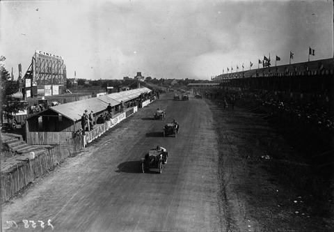 Start_of_the_1923_French_Grand_Prix_at_Tours