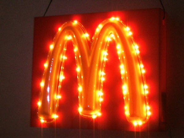 Amazon.co.jp: 非売品 米国マクドナルド ドライブスルー店舗用サイン