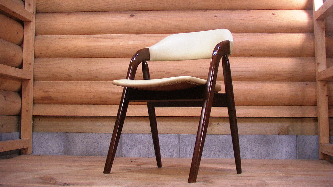 美品　起立木工　オランダ製　オーク無垢　2脚セッ 美品 起立木工 オランダ製 オーク無垢 2脚セッ 美品 起立木工 オランダ