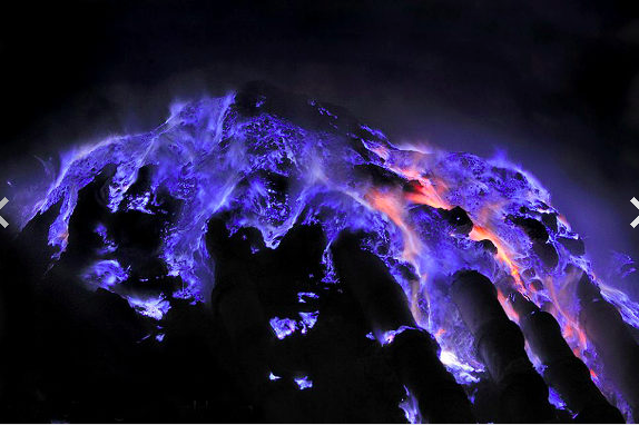 インドネシア カワイジェン火山 いやしの世界遺産