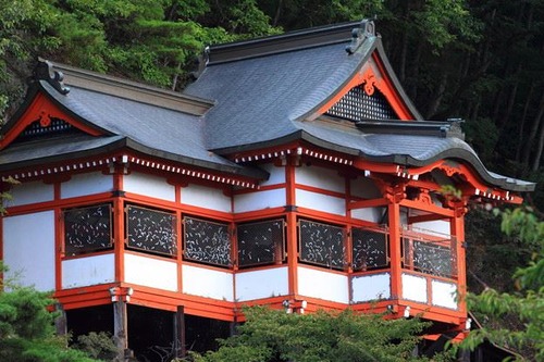 17904126_447240322279162_477954286102794165_n