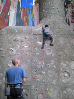 image9887climbing.jpg