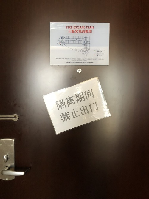 16BB24A8-AE5F-4F3F-8721-DDCB6C47D218_1_105_c