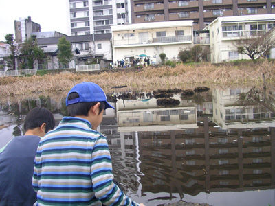 240318 井尻池　子供達