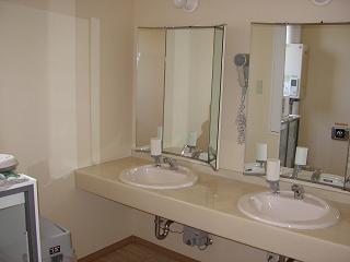 img20060317_3.jpg