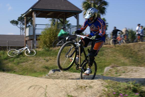 06.jpg