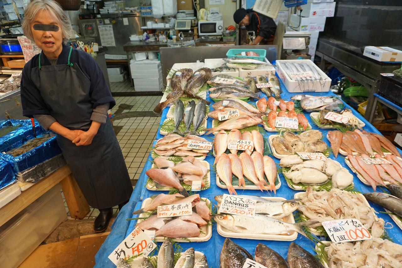アジアの市場へトリップ アメ横地下食品街 興味津々研究所