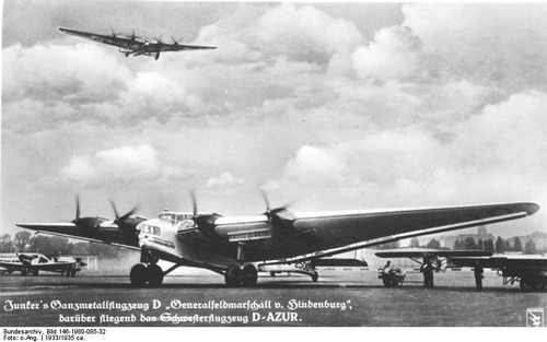 Bundesarchiv_Bild_146-1980-085-32,_Flugzeuge_Junkers_G-38