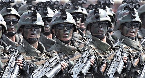 北朝鮮軍パレード (6)