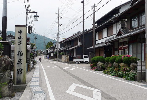 60 柏原　Wikipedia よりKasiwabara