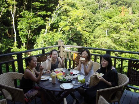 にしぐちさん、もりさん、ささきさん、たけださん