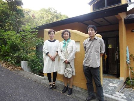 くぼやまさんとおくさんとけいこさん