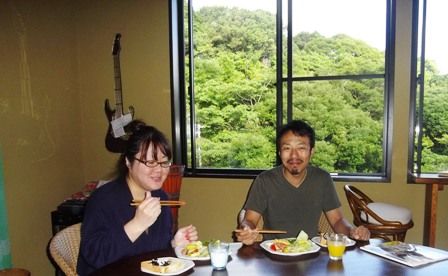 なぎささん　あさごはん