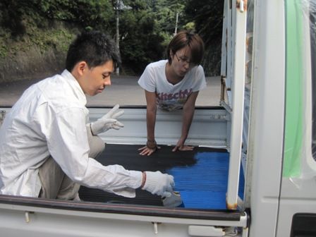 ひとちゃんと荷台ぬり
