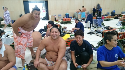 [画像:b4951282-s.jpg]