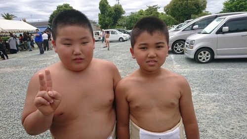 DSCPDC_0001_BURST20180520113820887_COVER