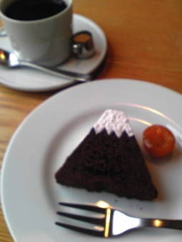 1-16富士山ケーキ