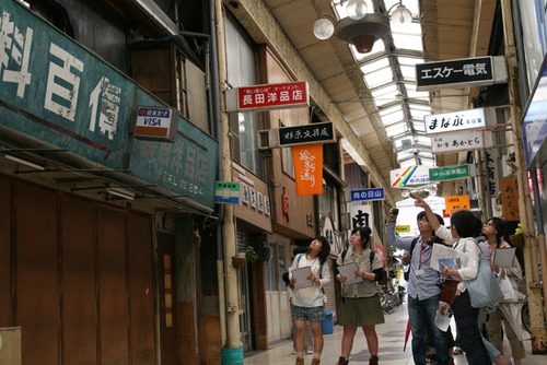 「尾道建築塾たてもの探訪編〜高校生編〜　　　　　　②商店街・海岸通りコース」