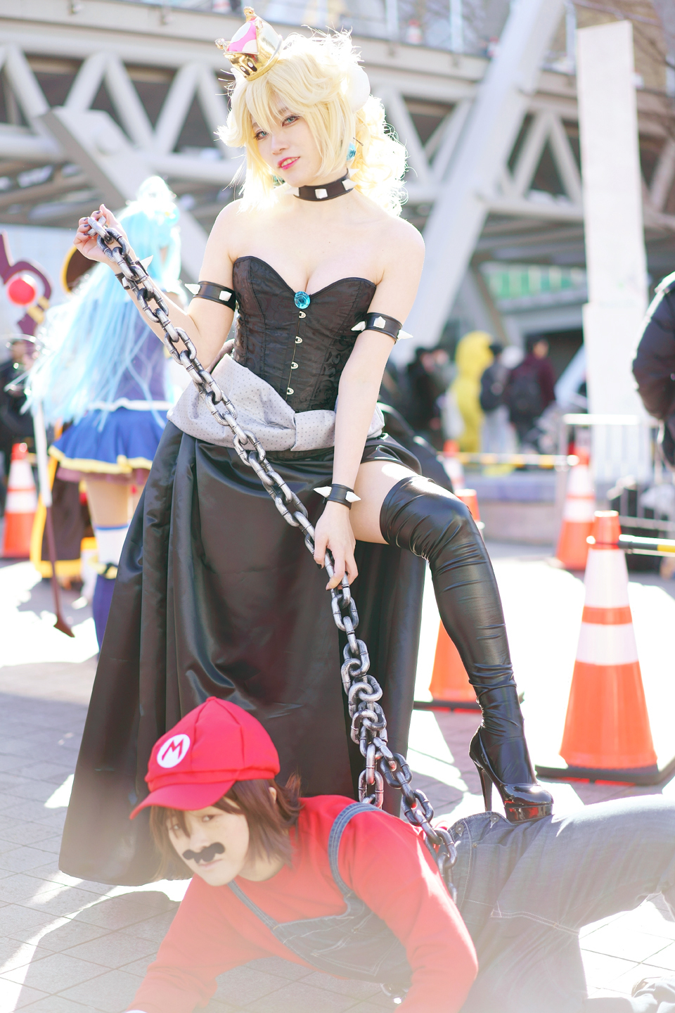 コミックマーケット95コスプレ 岡野様 雪奈様 スーパーマリオシリーズ マリオ クッパ姫 黄昏ドライブイン コスプレ カメコはデジタル一眼の夢を見るか