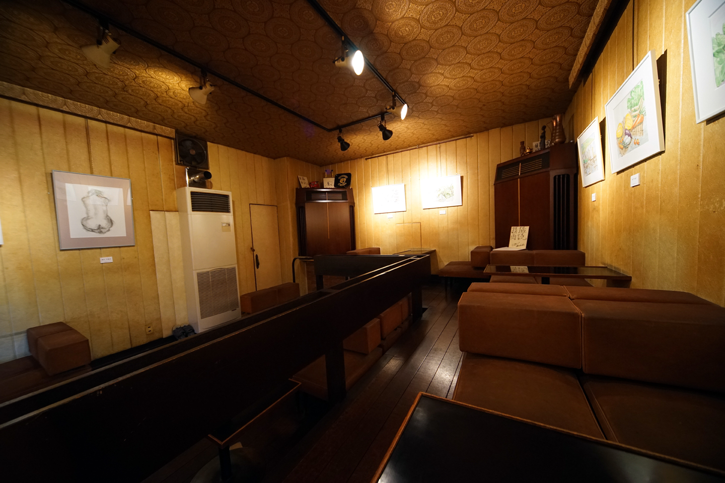 画廊喫茶 未完成 福井県敦賀市の創業49年の昭和のレトロ喫茶 黄昏ドライブイン コスプレカメコはデジタル一眼の夢を見るか