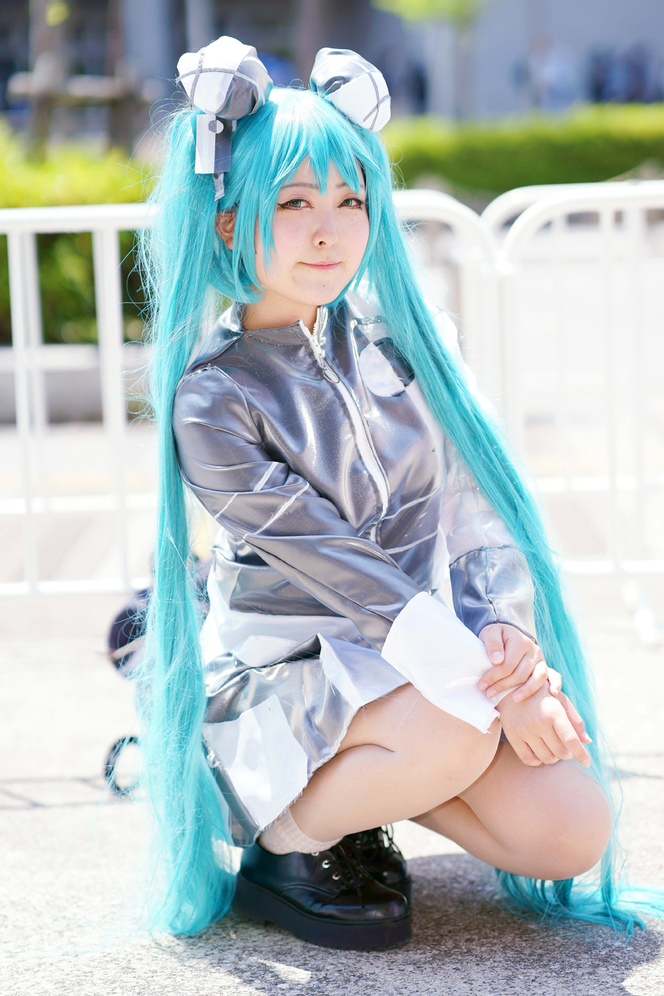 ニコニコ超会議17 ちゃりる 様 初音ミク コンフリクト 黄昏ドライブイン コスプレカメコはデジタル一眼の夢を見るか ニコニコ超会議17 ちゃりる 様 初音ミク コンフリクト 黄昏ドライブイン コスプレカメコはデジタル一眼の夢を見るか