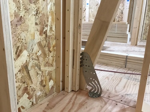 B3F38558-F691-43F9-948E-A80182FE1899