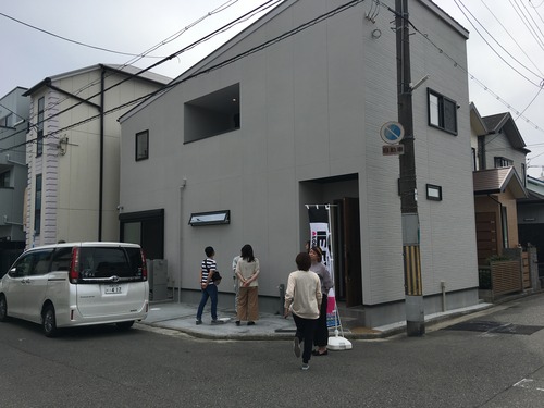 F0D19A1B-D298-4685-9A64-DAD85C7ABF3F