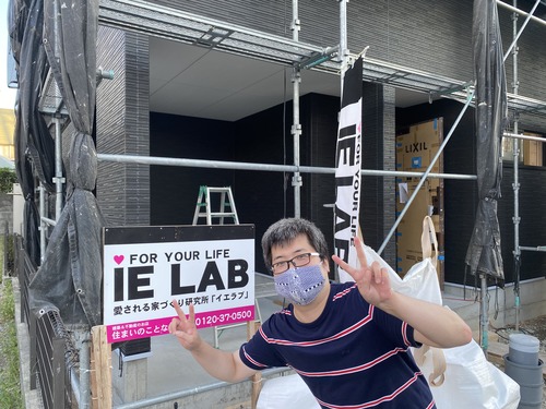 8C2167B2-6363-4C3D-A81F-BA1B741A1511