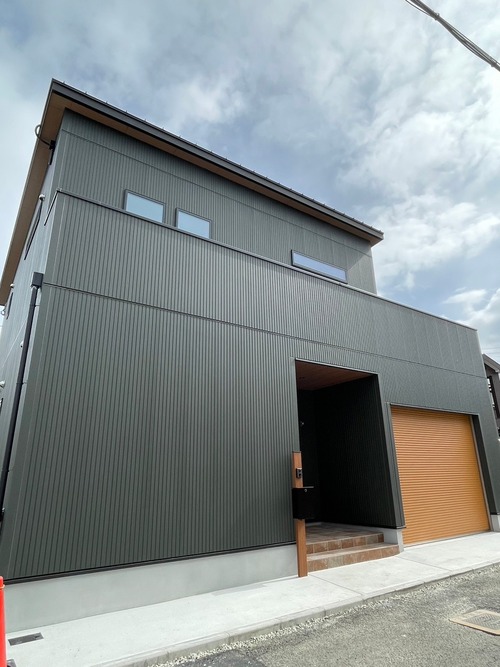 348FE81A-15D5-477F-ABD0-5FA648A3523D