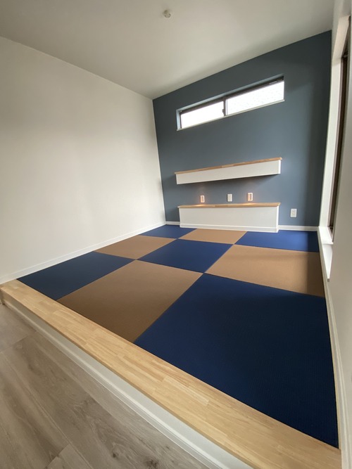 2895E783-3F93-434E-9C78-657EE0360809