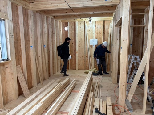 1DC5FA7F-9CD7-48D6-85A8-BA4DEC498B4D