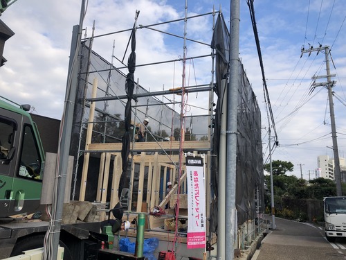 1B89A1BC-AA89-4EDD-9574-A977392C898F