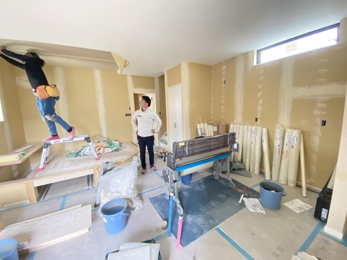 FD8A9B6B-0EA3-4EEF-AD13-7C7B7168B20C