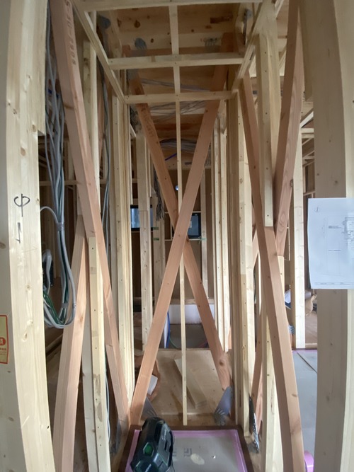 8BF241D0-482A-4F61-98F4-A126C9519C49