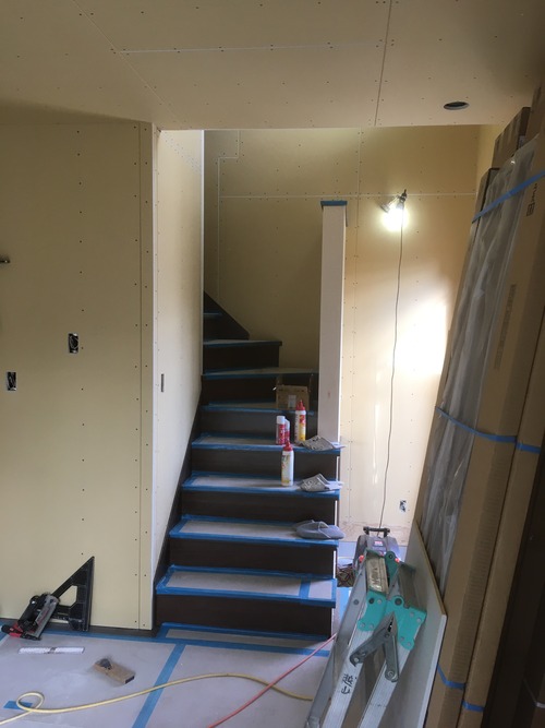 DC83CB4F-4813-4123-A647-38451CEA1D9F